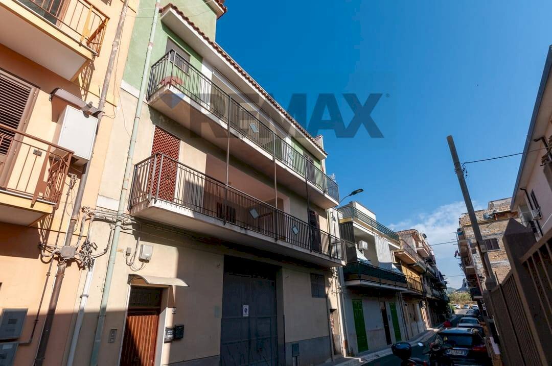 Edificio all\'aperto - Casa indipendente via Mulinello
 
65, Ficarazzi - foto 1