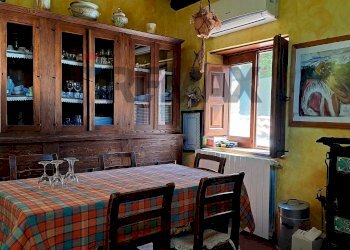 Sala da pranzo - Rustic Mandra Chiusilla
 
s/n, Collesano - photo 37