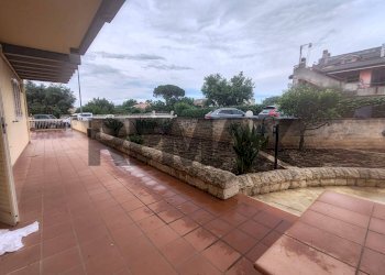 Terrazza - Appartamento Via Palmiro Togliatti
 
8, Ragusa - foto 20