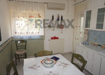 Sala da pranzo - Apartment VIA CARONIA
 
2, Ragusa - photo 17