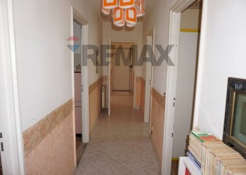 Hall / corridoio - Apartment VIA CARONIA
 
2, Ragusa - photo 19