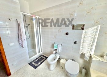 Bagno - Four-room apartment Via Guglielmo Marconi
 
77, Terrasini - photo 9