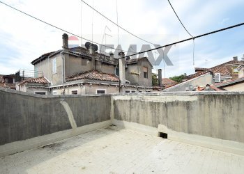 Terrazza - Three-room apartment Calle Lunga Castello - Santa Maria Formosa
5213, Venezia - photo 19