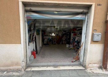 Parcheggio - Locale Commerciale Via Monte San Michele
161, Bari - foto 2
