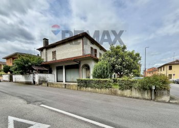 Casa all\'aperto - Villa Via S.Carlo Borromeo
 
1, Cremona - foto 22