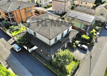 Edificio all\'aperto - Villa Via S.Carlo Borromeo
 
1, Cremona - foto 42