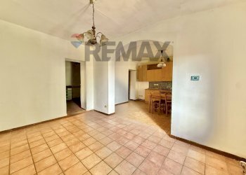 Stanza vuota - Appartamento Via Roma
 
15, Grumello Cremonese ed Uniti - foto 4