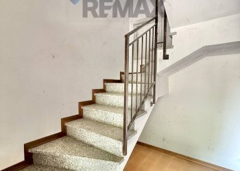 Scale - Appartamento Via Roma
 
15, Grumello Cremonese ed Uniti - foto 23