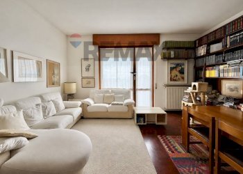 Sala da pranzo - Four-room apartment Via Ca Del Ferro
 
40, Cremona - photo 2