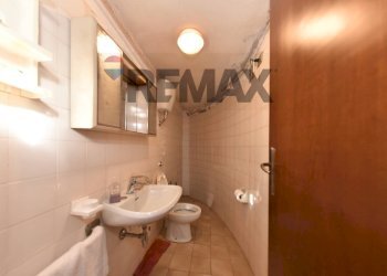 Bagno - Cantina / Solaio via gorizia
 
17, Cagliari - foto 13