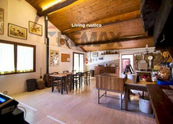 Sala da pranzo - Rustic VIA ARDUINO BARLETTAI
 
42, Montieri - photo 35