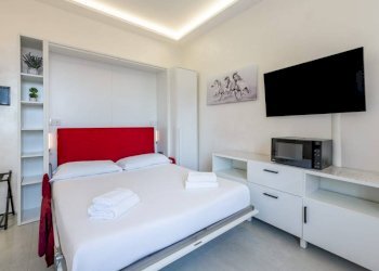 Camera da letto - Monolocale via Giosuè Borsi, Rho - foto 4