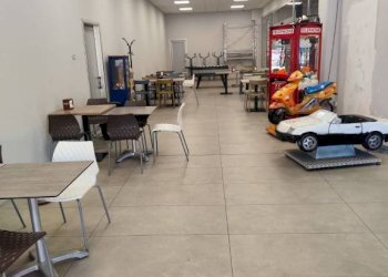 Interno non residenziale - Negozio via San Giorgio, Olgiate Olona - foto 2
