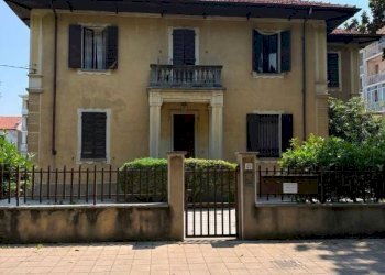 Facciata - Two-room apartment viale Antonio Gramsci, 120, Grugliasco - photo 19