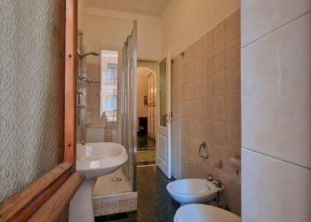 Bagno - Three-room apartment via Canevari, 24, Genova (neighborhood Marassi) - photo 27