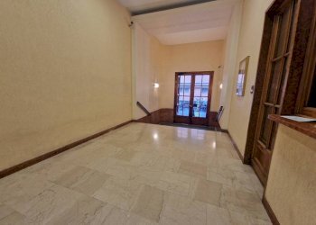 Interno palazzo - Three-room apartment via Canevari, 24, Genova (neighborhood Marassi) - photo 31