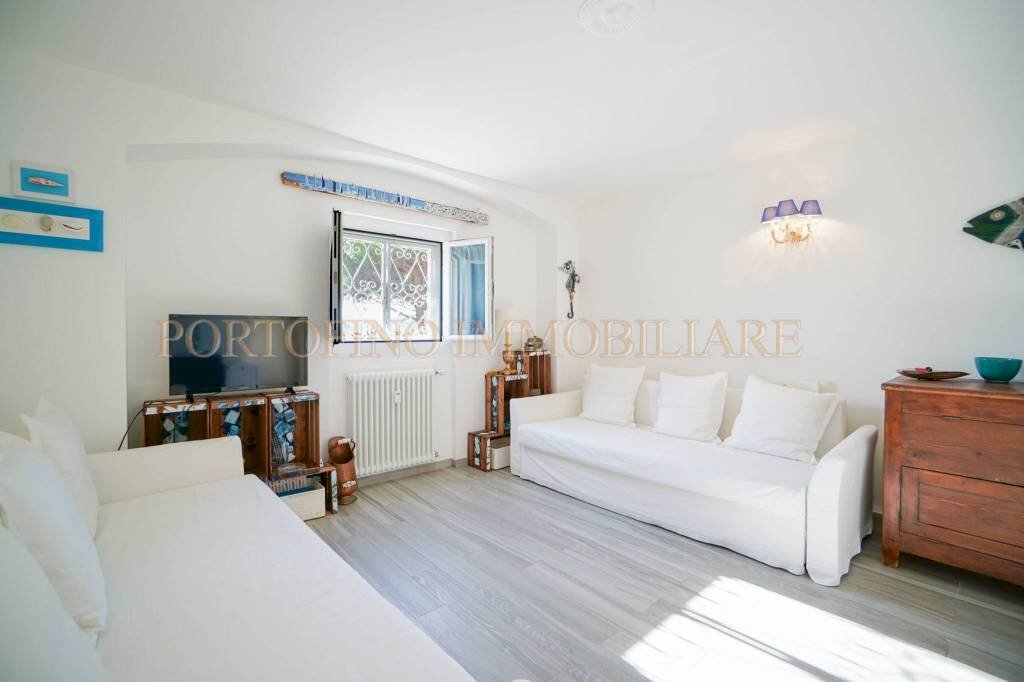 Salone - Monolocale via San Nicola, 9, Rapallo - foto 2