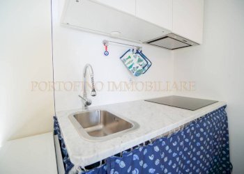 Cucina - Monolocale via San Nicola, 9, Rapallo - foto 6