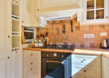 Cucina - Appartamento via Privata del Parco Casana, Rapallo - foto 7