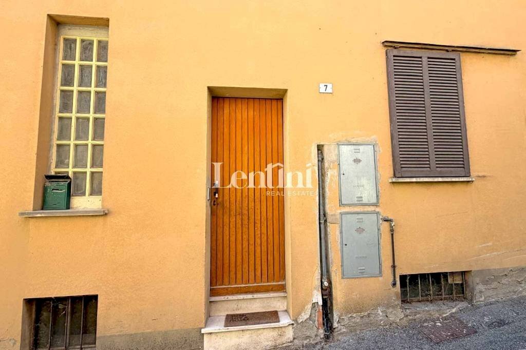 Facciata - Quadrilocale via Gozani, 7, San Giorgio Monferrato - foto 3