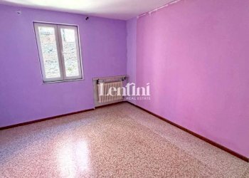 Camera da letto - Quadrilocale via Gozani, 7, San Giorgio Monferrato - foto 13