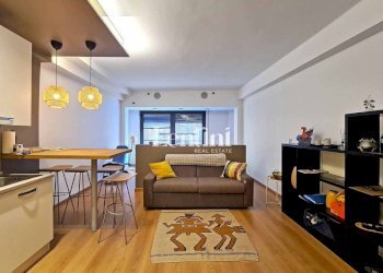 Salone - Bilocale via Roma, 72, Casale Monferrato - foto 1