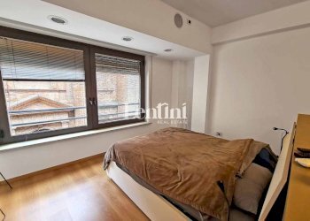 Camera da letto - Bilocale via Roma, 72, Casale Monferrato - foto 4
