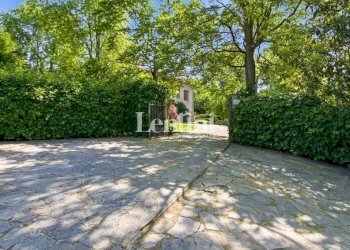 Giardino - Villa Località Madonna, 7, Camagna Monferrato - foto 1
