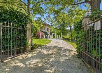 Giardino - Villa Località Madonna, 7, Camagna Monferrato - foto 2