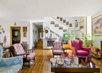 Salone - Villa Località Madonna, 7, Camagna Monferrato - foto 22