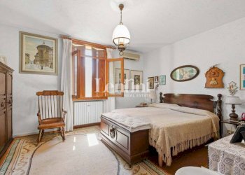 Camera da letto - Villa Località Madonna, 7, Camagna Monferrato - foto 25