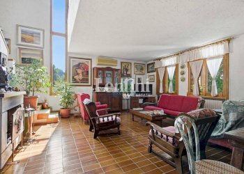 Salone - Villa Località Madonna, 7, Camagna Monferrato - foto 28