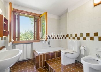 Bagno - Villa Località Madonna, 7, Camagna Monferrato - foto 43