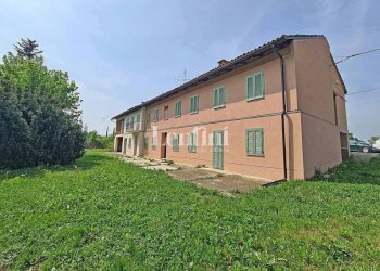 Giardino - Rustico Frazione Castagnassa, Rocchetta Tanaro - foto 6