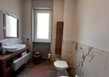 Bagno - Three-room apartment via Carlo Tenca, 2, Gallarate - photo 6
