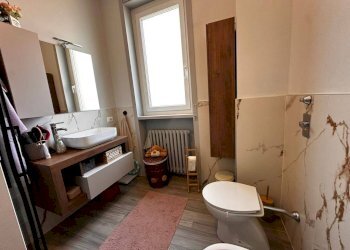 Bagno - Three-room apartment via Carlo Tenca, 2, Gallarate - photo 15