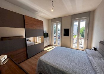 Camera da letto - Three-room apartment via Carlo Tenca, 2, Gallarate - photo 26