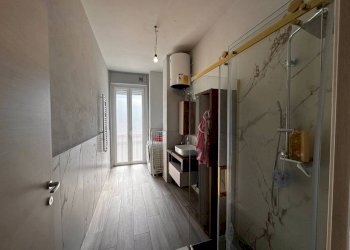 Bagno - Three-room apartment via Carlo Tenca, 2, Gallarate - photo 40