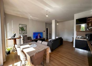 Salone - Three-room apartment via Carlo Tenca, 2, Gallarate - photo 41