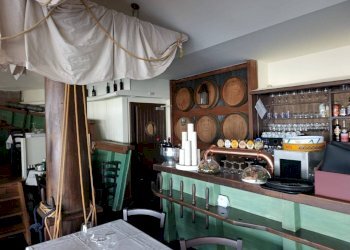 Interno non residenziale - Ristorante Varazze - foto 1