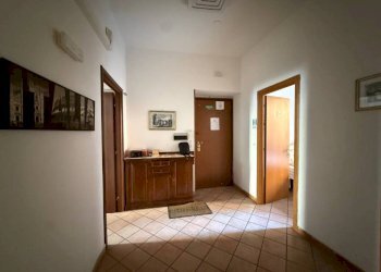 Corridoio - Four-room apartment via Napoleone III, Roma - photo 3