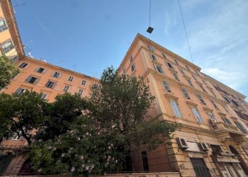 Facciata - Four-room apartment via Napoleone III, Roma - photo 23