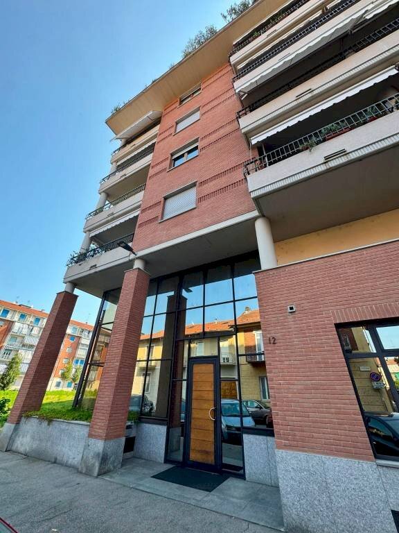 Facciata - Two-room apartment via Benevento, 12, Torino (neighborhood Vanchiglietta) - photo 1