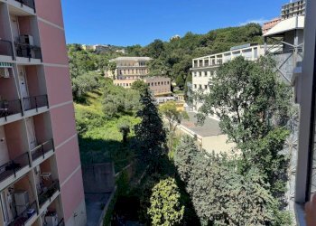 Vista - Trilocale corso Ferdinando Magellano, Genova (zona Sampierdarena) - foto 9