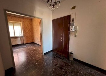 Ingresso - Trilocale corso Ferdinando Magellano, Genova (zona Sampierdarena) - foto 11