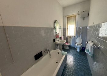 Bagno - Trilocale corso Ferdinando Magellano, Genova (zona Sampierdarena) - foto 14