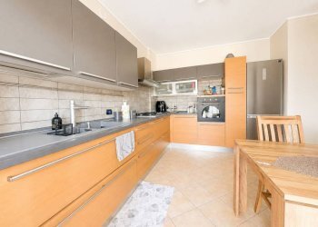 Cucina - Four-room apartment via Vecchia di Cuneo, 115, Beinette - photo 3