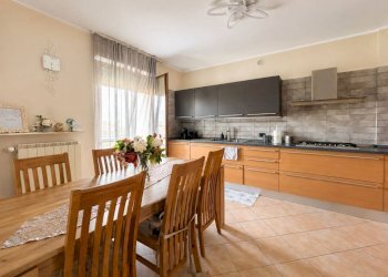 Cucina - Four-room apartment via Vecchia di Cuneo, 115, Beinette - photo 4