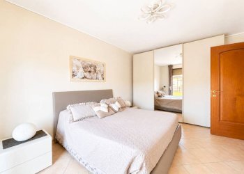 Camera da letto - Four-room apartment via Vecchia di Cuneo, 115, Beinette - photo 5