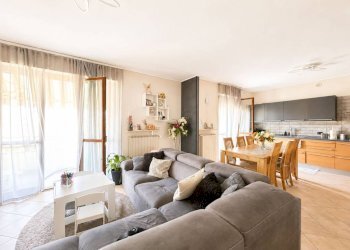 Salone - Four-room apartment via Vecchia di Cuneo, 115, Beinette - photo 7